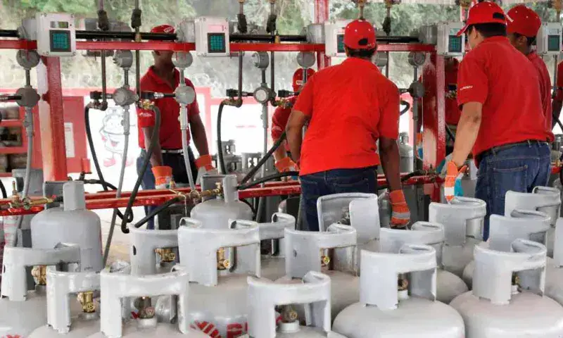Gobierno explotará reservas de gas en alianza con Bolivia