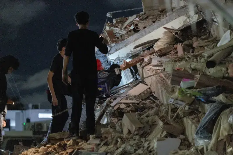 Venezuela activa VenApp y línea 0800 RESCATE tras doble terremoto