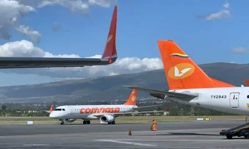 Religiosos desterrados de Nicaragua llegan en avión de Conviasa a Roma