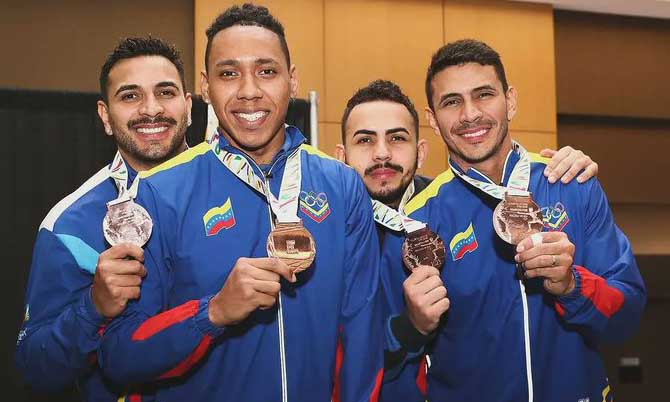 Ariel Miranda se lleva el premio Jugador de la Semana en la LVBP