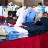 Registran caída de 30 % en ventas de uniformes escolares