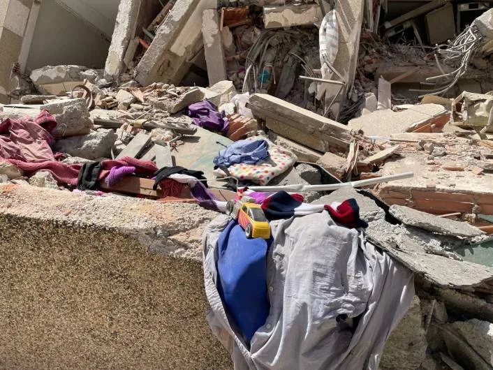 Rodríguez activa plan con US$200 millones tras sismo
