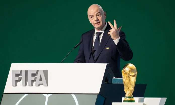 FIFA evaluará ampliar la Copa del Mundo a 64 equipos
