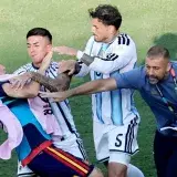 FIFA abre expediente a Argentina por el caos ante España