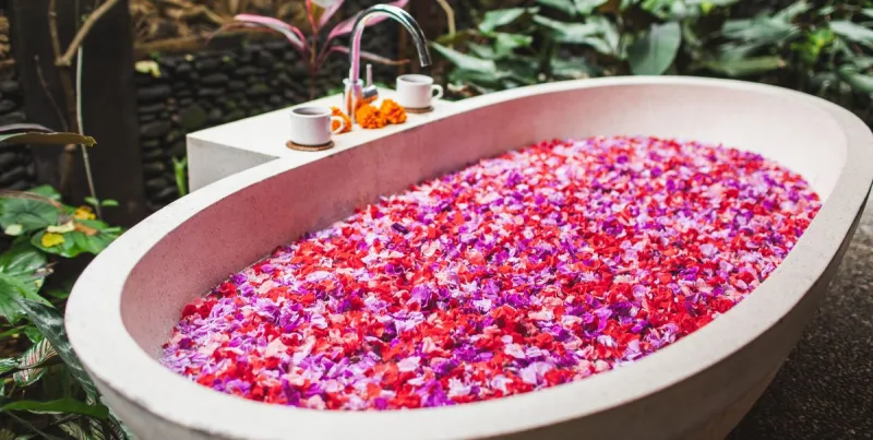 The 23 Best Bath Gift Sets For Ultimate Rest and Relaxation