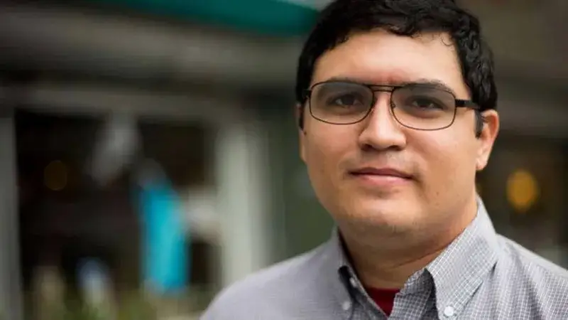 Luis Carlos Díaz advierte que restricciones a ONG y prensa agravan la respuesta tras terremotos