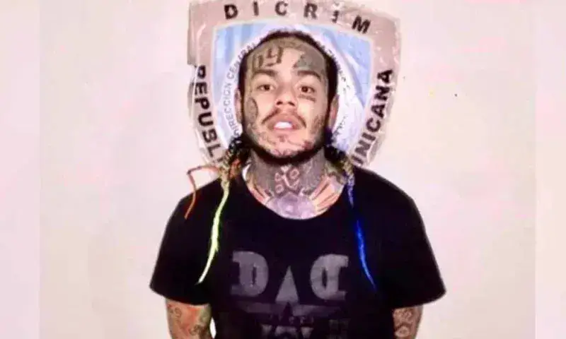 Arrestan a Tekashi por violencia machista en Santo Domingo