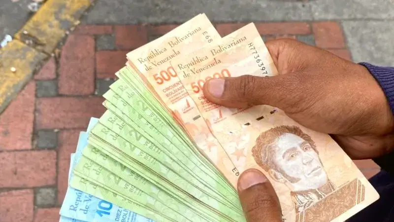 Dólar hoy en Venezuela: el paralelo cerró en 979,38 Bs este jueves