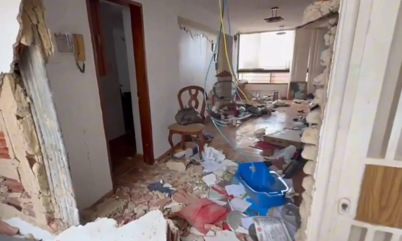 Saqueos en La Guaira: roban viviendas con daños estructurales
