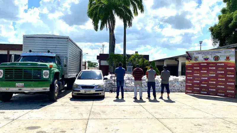Detienen a cuatro sujetos con harina de trigo falsa en Bolívar