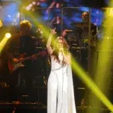 File:Celine Dion Paris, Bercy 2013-11-25 04.JPG