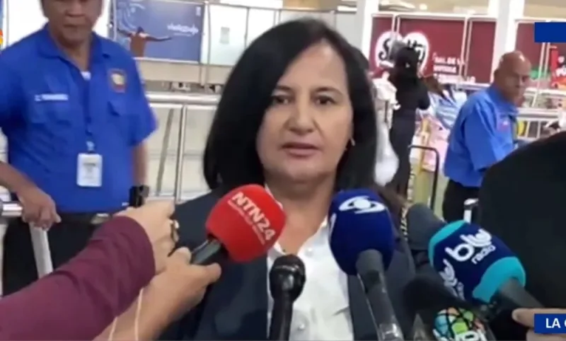 Dinorah Figuera llegó a Venezuela para reunirse por la transición política