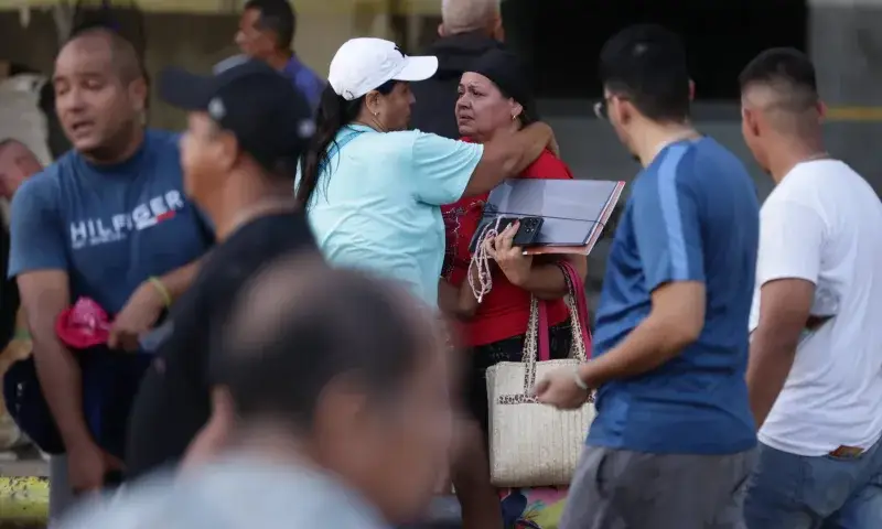Machado llama a la solidaridad tras los terremotos que sacudieron Venezuela