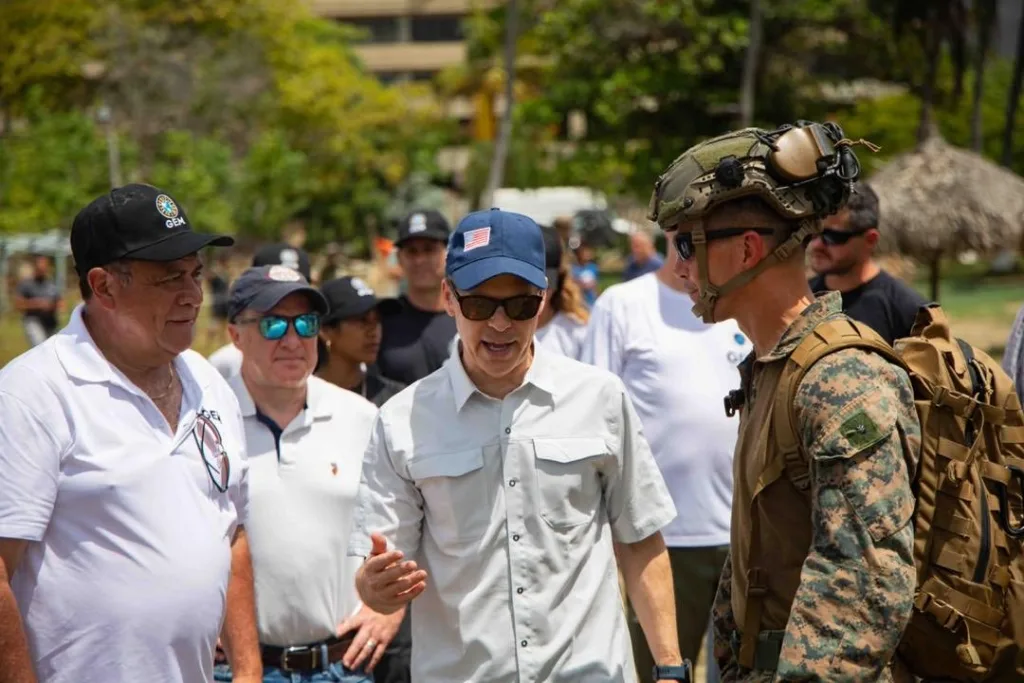 EE.UU. mantiene ayuda humanitaria en Venezuela tras sismos