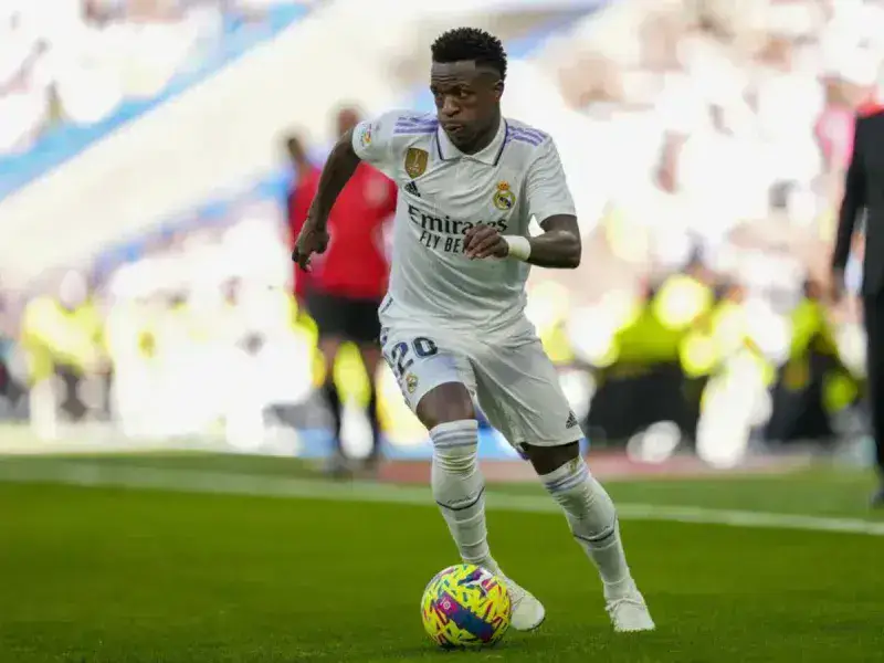 Militao: “Vinícius no para de correr”