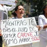 Oposición acusa a Maduro de esclavizar a los trabajadores