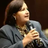 Figuera aterriza en Venezuela para activar diálogo político