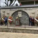 Presidente de Xunta de Galicia mantendrá ayudas a gallegos en el país