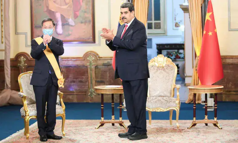 Maduro se despide del embajador de China en el país tras 5 años de labor