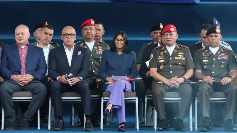 Delcy Rodríguez felicitó a Abelardo de la Espriella por su victoria en Colombia