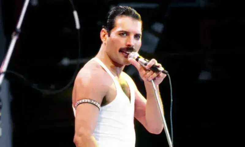 Colección personal de Freddie Mercury saldrá a subasta en Sotheby's
