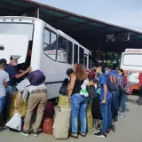Por clausura de permiso niegan cruce de transporte venezolano a Cúcuta