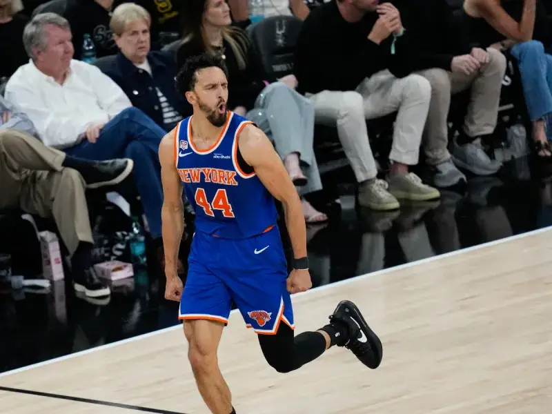 Shamet acuerda volver a Nueva York con un contrato de US$24 millones
