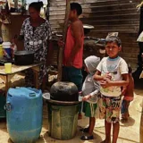 Con calor y zancudos enfrentan los cortes eléctricos en Guajira