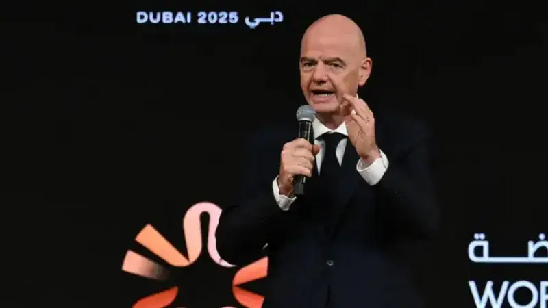Infantino anuncia estudio para llevar el Mundial a 64 equipos