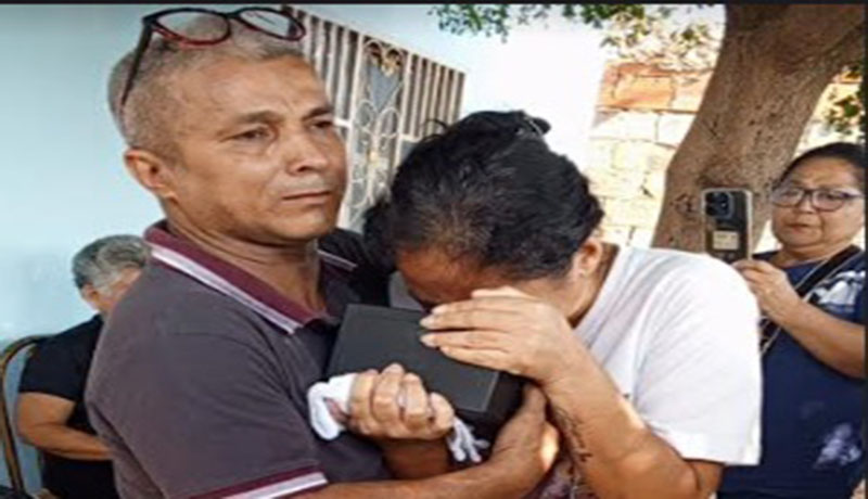 Cenizas de Jeison León González llegaron a los brazos de sus padres en Maracaibo