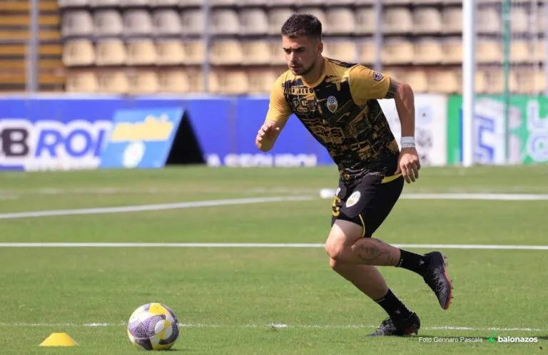 Agustín Pérez pide sacrificio para arrancar el Clausura