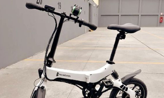 Incendio causado por bicicleta eléctrica provoca la muerte de dos jóvenes