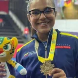 Atleta cabimense gana oro en kata femenino en los V Juegos del Alba