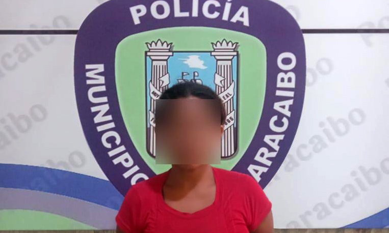 Aprehenden a mujer ebria por maltratar a su hijo en Ciudad Lossada