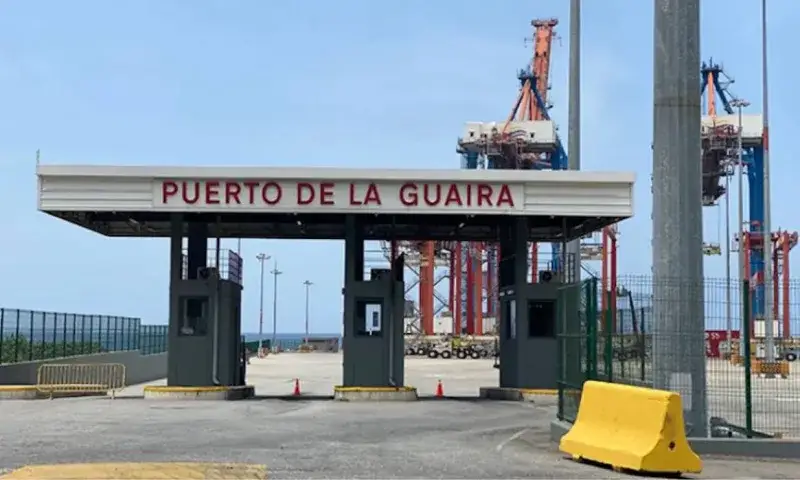 Puerto de La Guaira recupera casi por completo su operatividad