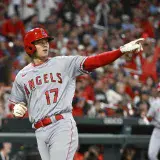 Ohtani hace historia y se une a Babe Ruth