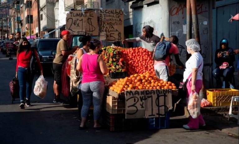 Prevén auge de inflación por subida de cestatique y Bono de Guerra