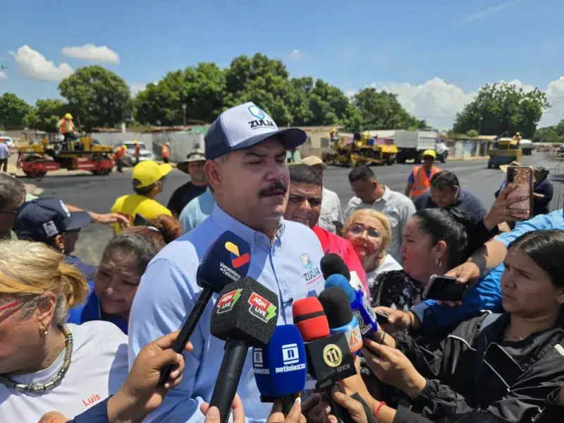 Arranca plan de asfaltado para 28.000 habitantes en Maracaibo