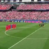 Minuto de silencio por Venezuela en la previa de Francia-Noruega