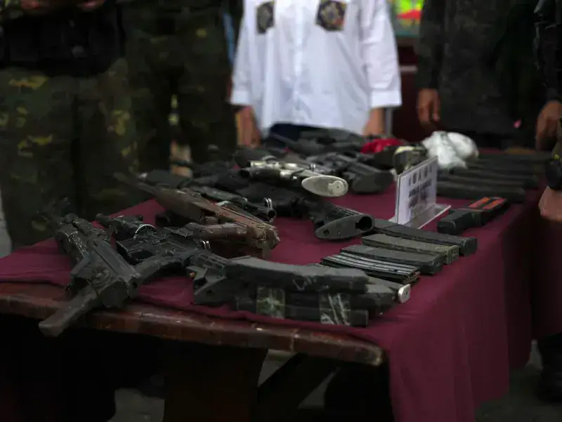 Encontraron más de 200 armas en cárcel de Puente Ayala