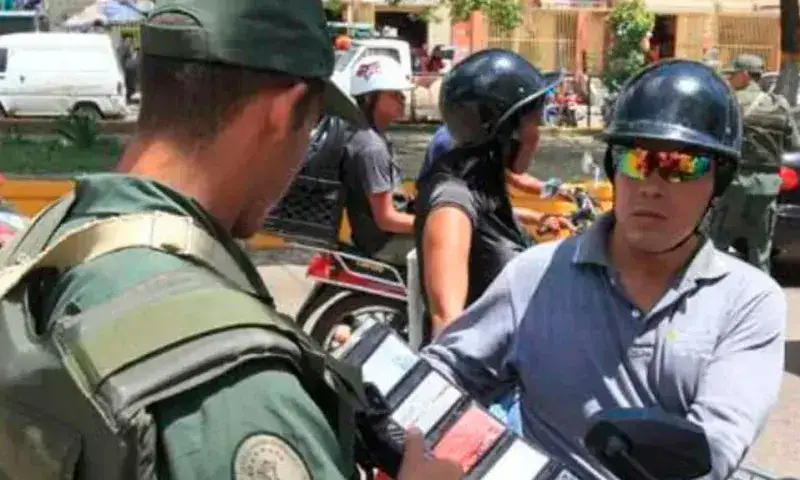 Instalan controles de seguridad en Guajira para evitar accidentes viales