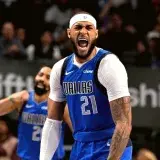 Dallas escucha ofertas por Daniel Gafford y valora cambios