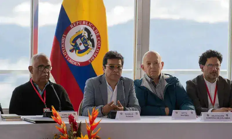 "Zonas humanitarias" pactadas en diálogos crearán Gobierno y ELN