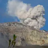 Actividad del volcán Nevado del Ruiz sigue siendo muy inestable