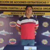 Arrestan a hombre que amarró a perro y lo arrastró con su camioneta hasta matarlo