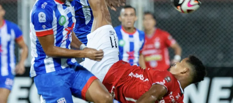 Caracas y Zamora consiguieron victorias fuera de casa