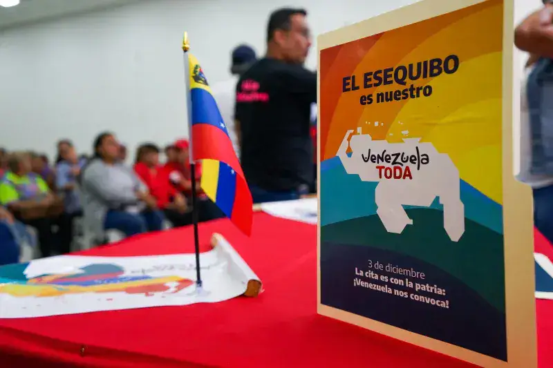 Juramentan comandos de campaña municipales en defensa del Esequibo