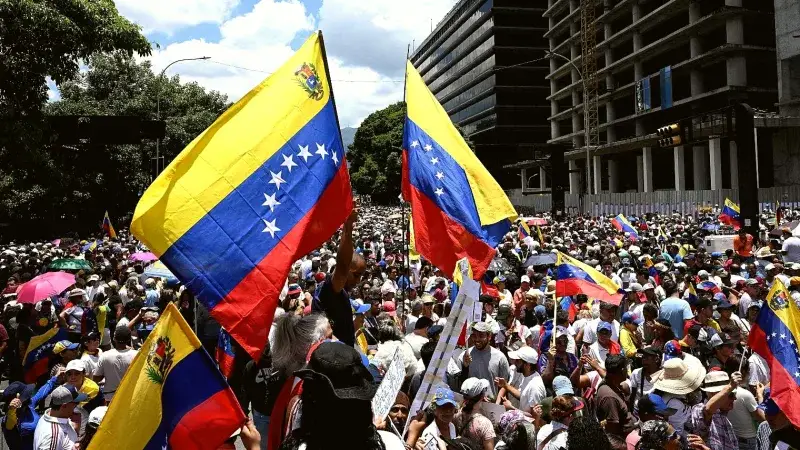 La oposición llega dividida al diálogo del 1 de agosto