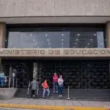 Educación reabre atención presencial tras sismos del 24J