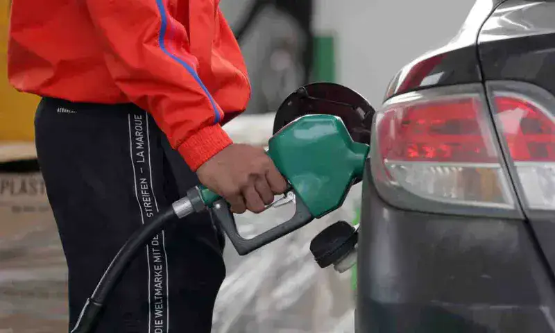 Aseguran que repuestos defectuosos causan incendios de carros